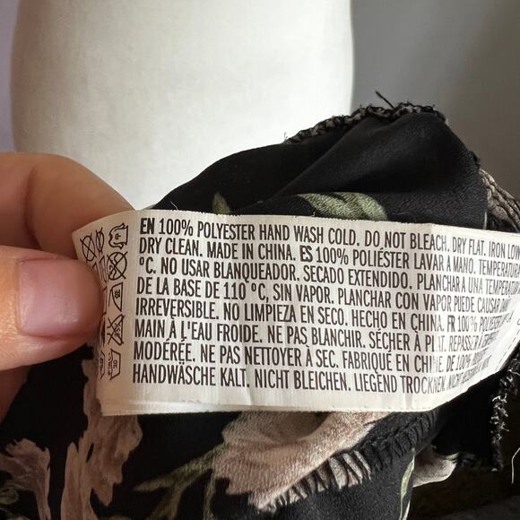 Black Sheer Floral Tank Top, Goth Whimsigoth Grunge Indie Sleaze Fairycore Small - Picture 7 of 7